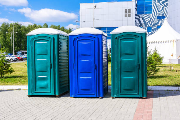 Best Standard Portable Toilet Rental  in Greenacres, CA